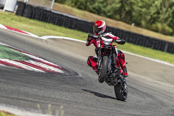 Nouveauté 2015 : Ducati Hypermotard S