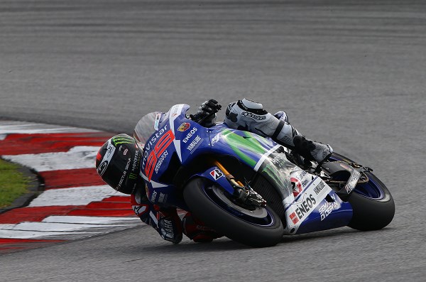 Jorge Lorenzo domine la deuxième journée de test MotoGP sur le circuit de Sepang en Malaisie.