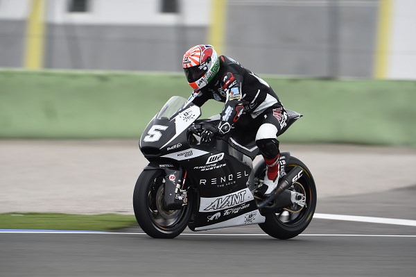 Moto3 : Johan Zarco explose le record du tour à Valence