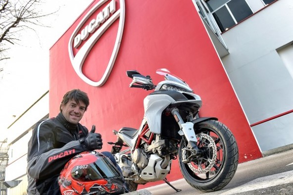Carlos Checa s'offre la nouvelle Ducati Multistrada 1200