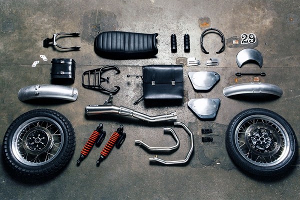 Le kit de customisation de la Moto Guzzi V7 version Scrambler.