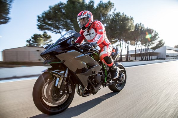 Record de vitesse moto sur piste : 357 Km/h au Ricard avec une Kawasaki H2R !