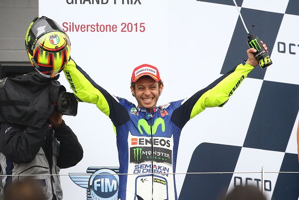 MotoGP, interview Valentino Rossi : « Beaucoup de pression pour moi »